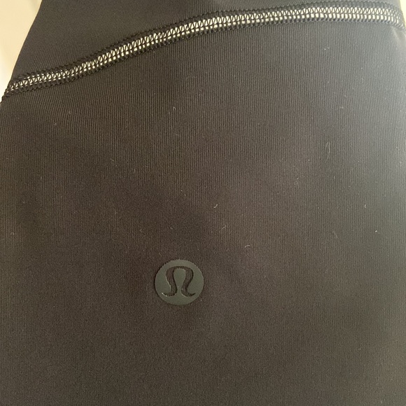 LULULEMON WOMENS REFLECTIVE LEGGINGS - Picture 2 of 3